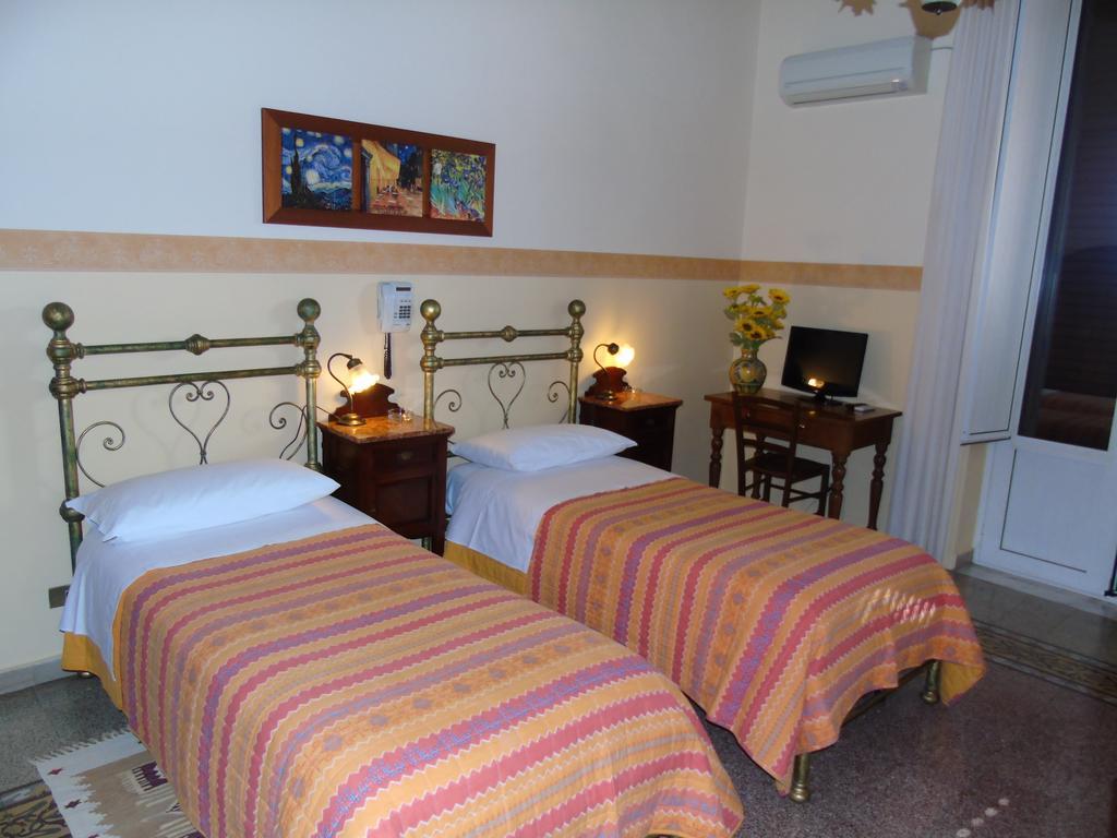 Albergo Cavour Palermo Kültér fotó