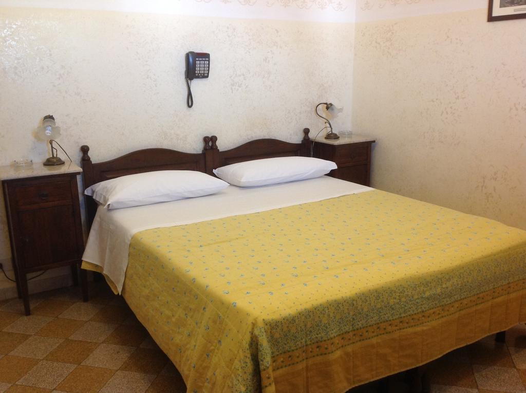 Albergo Cavour Palermo Kültér fotó
